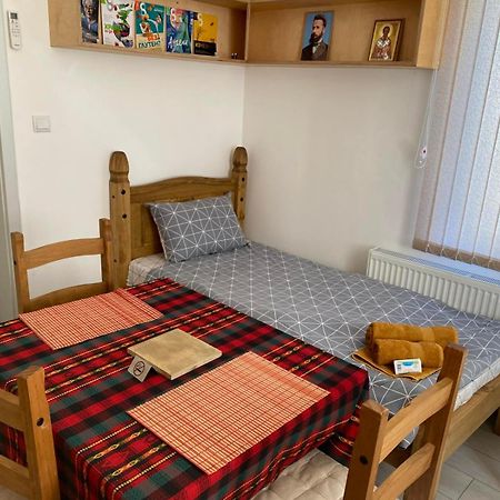 Дом За Гости Осогово Apartamento Kyustendil Exterior foto