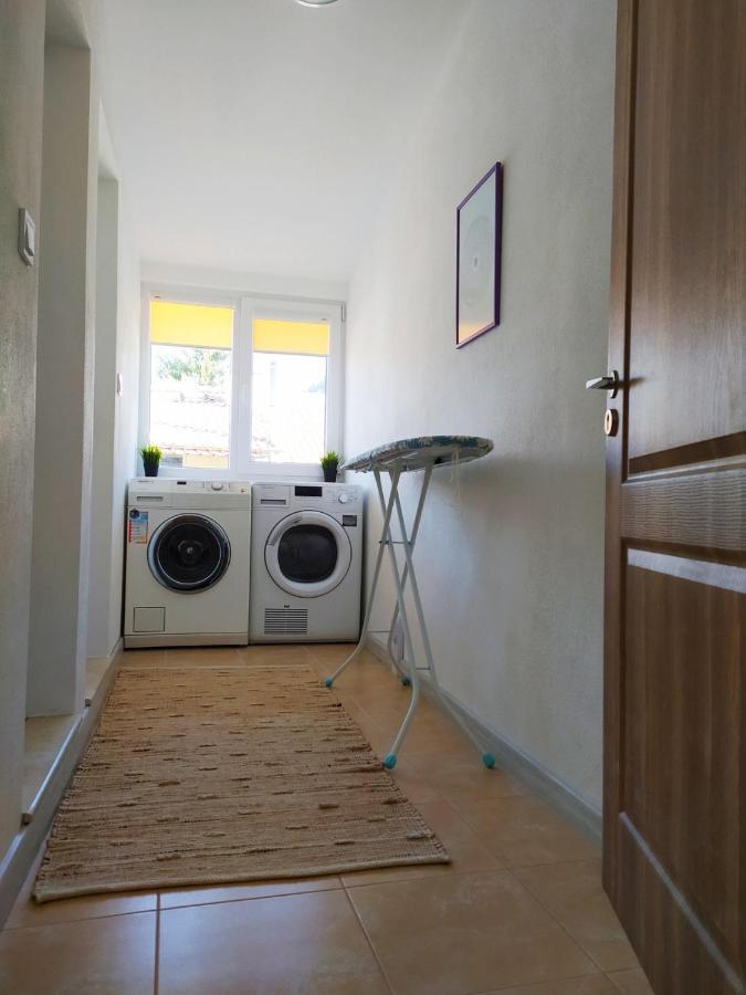 Дом За Гости Осогово Apartamento Kyustendil Exterior foto