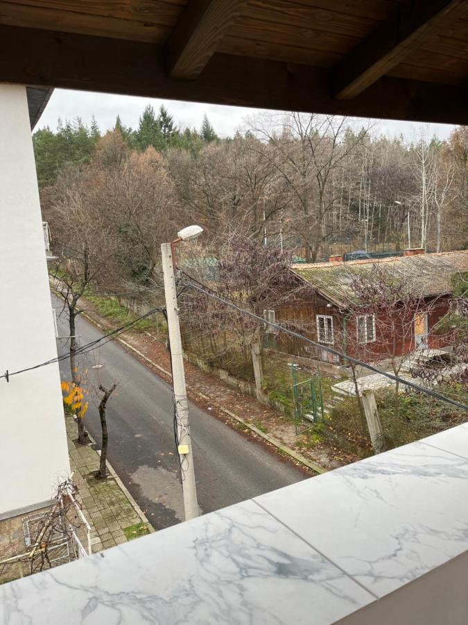 Дом За Гости Осогово Apartamento Kyustendil Exterior foto