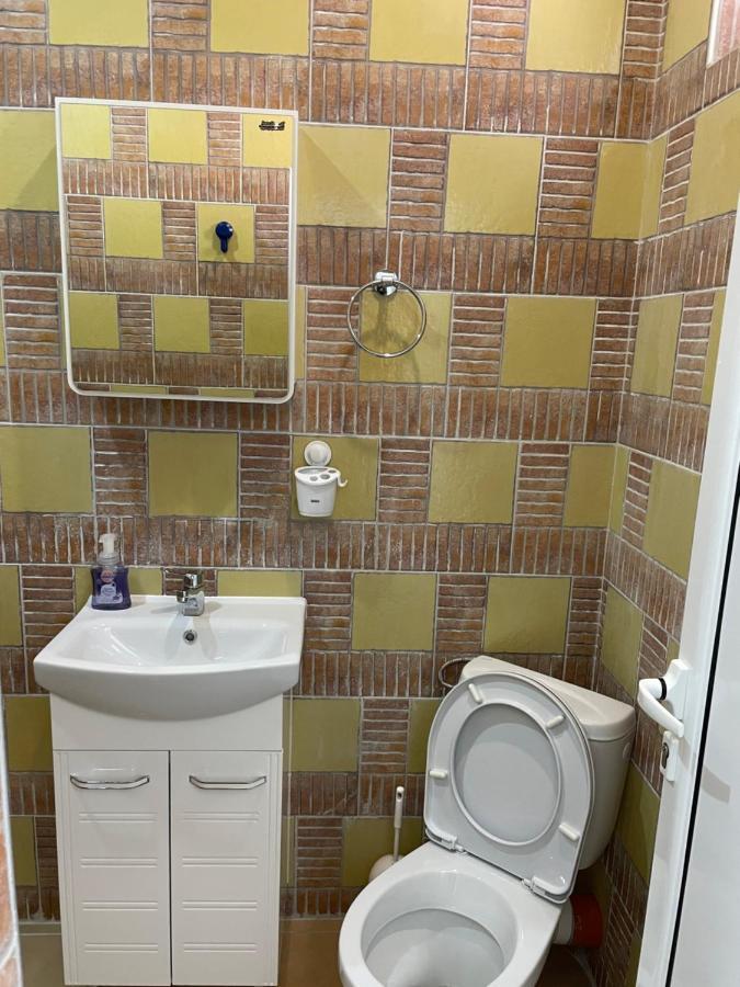 Дом За Гости Осогово Apartamento Kyustendil Exterior foto